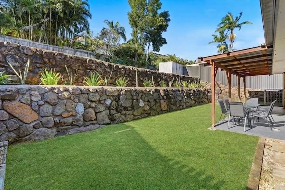 Banora Point Coastal Retreat House in Banora Point