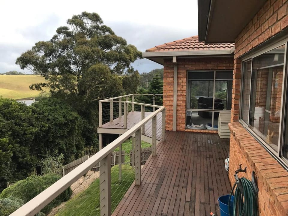 Capes Edge Stunning Views in Lakes Entrance Apartment in Lakes Entrance