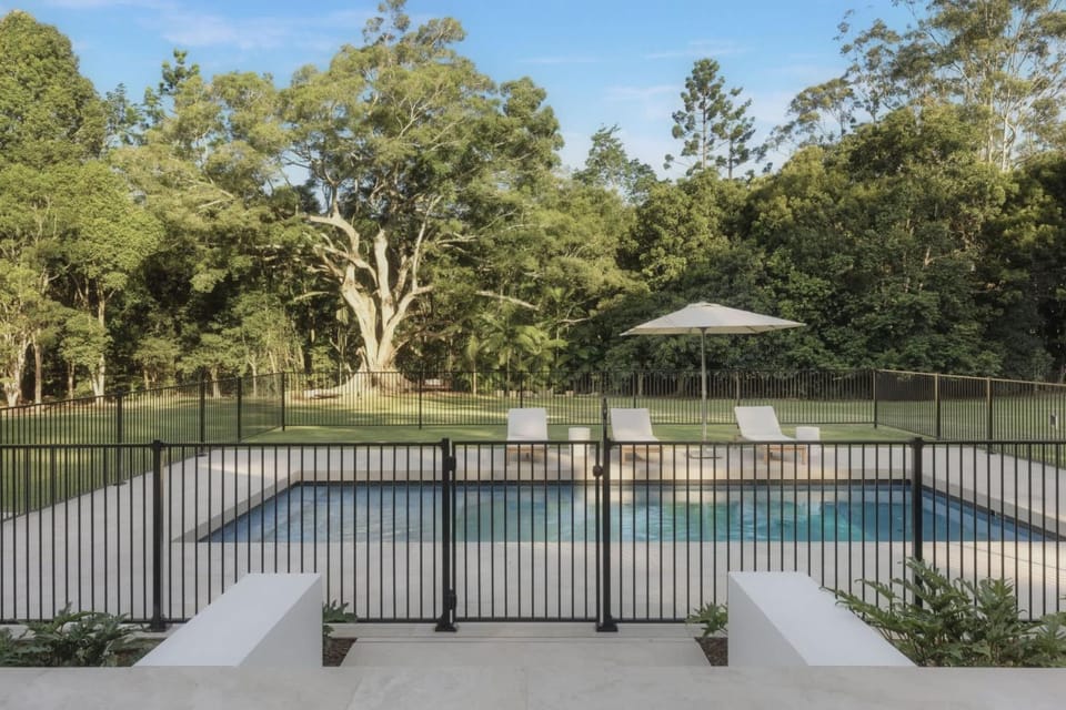 The Pines Estate Tallebudgera Valley House in Currumbin Valley