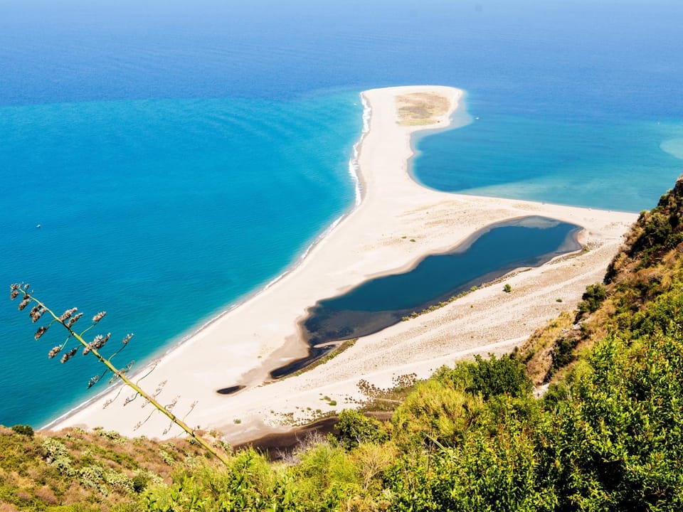Nearby landmark, Natural landscape, Beach