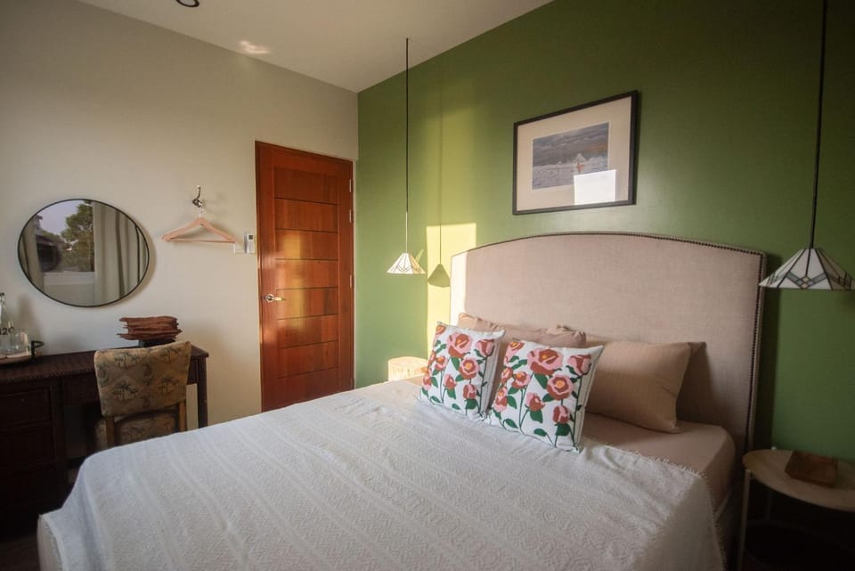 Bed, Decorative detail, Bedroom