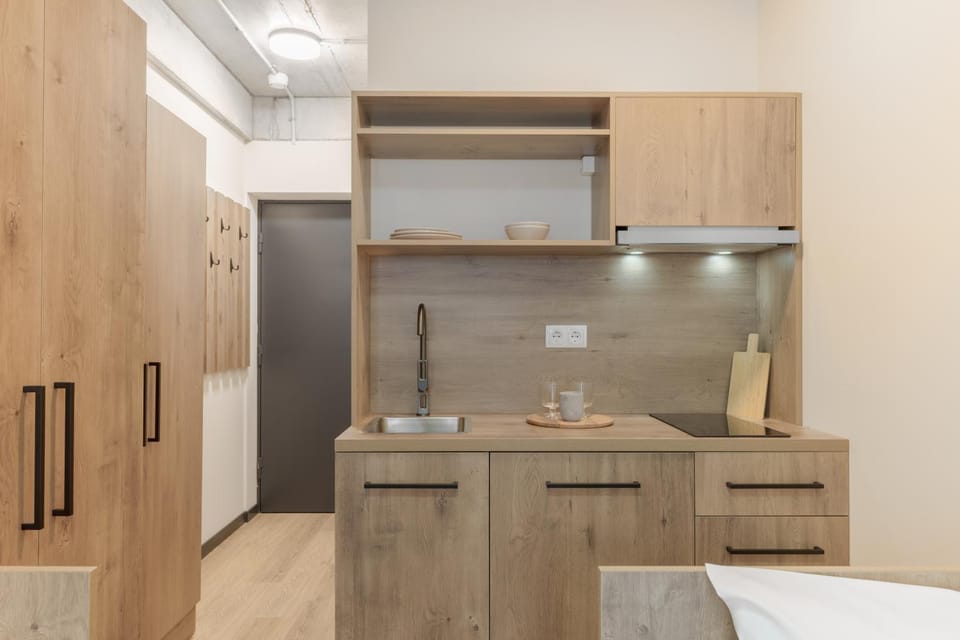 Kitchen or kitchenette