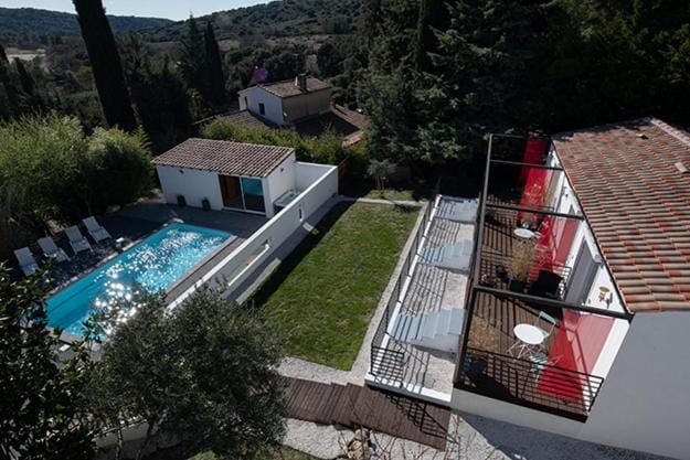 Property building, Bird's eye view