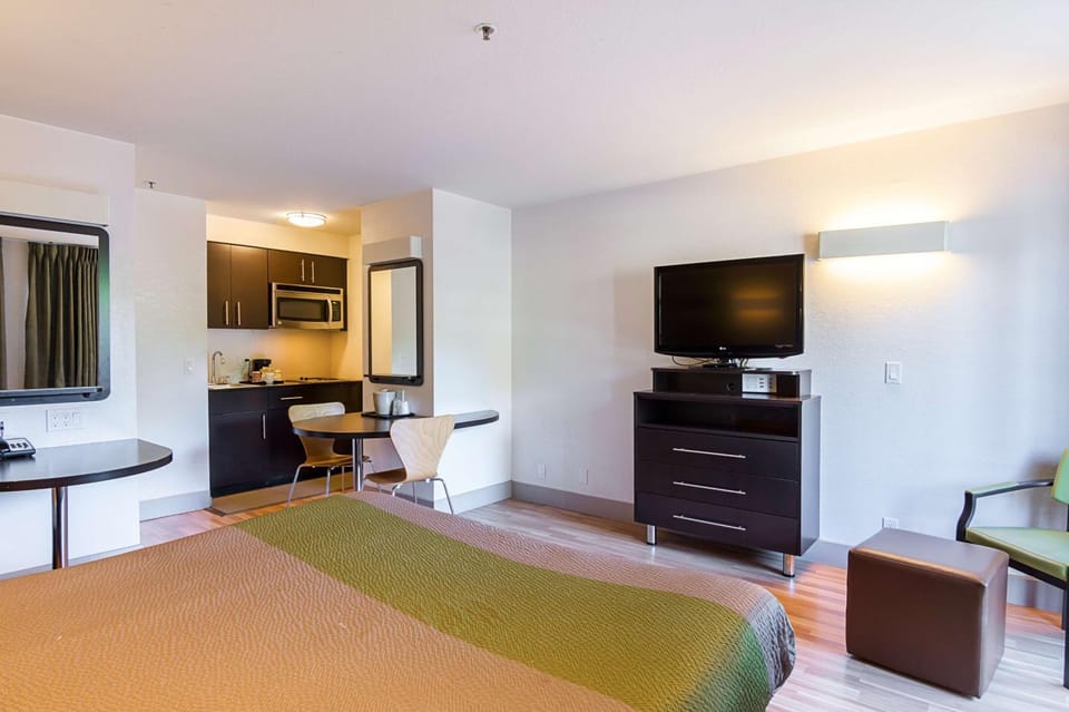 TV and multimedia, Photo of the whole room, Seating area, On site