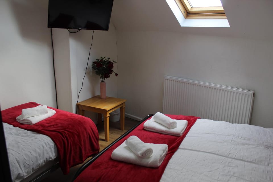 Langwith House Shirebrook By Smart Corporate Stays House in Warsop