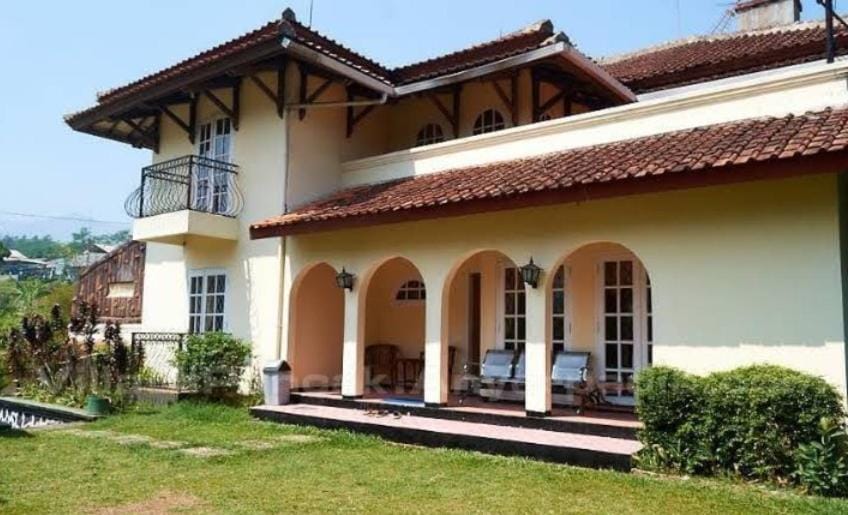 Cozzy Villa Bintang Batulayang Villa in Cisarua