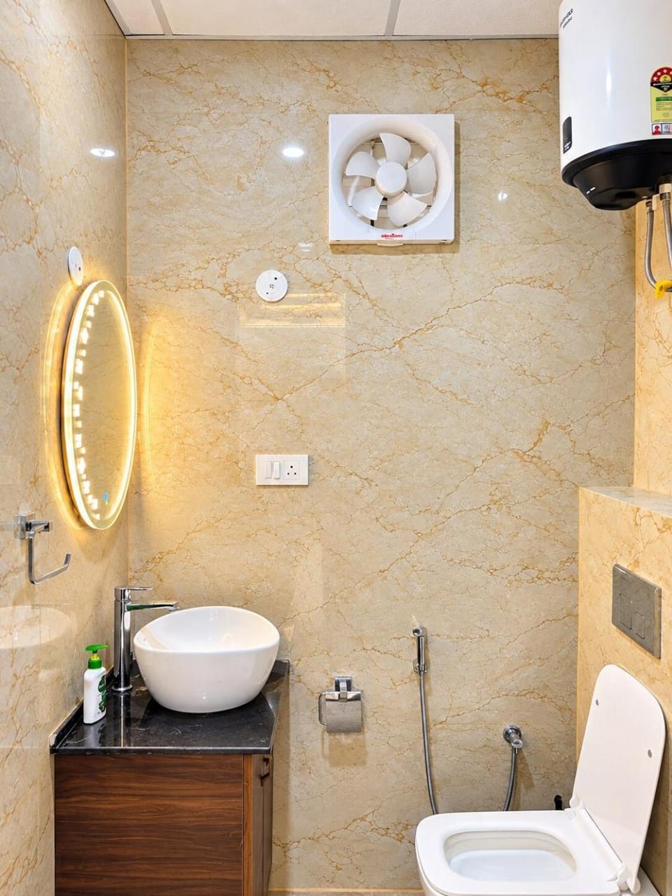 Luxurious 2BHK Flat in Rishikesh Apartment in Rishikesh