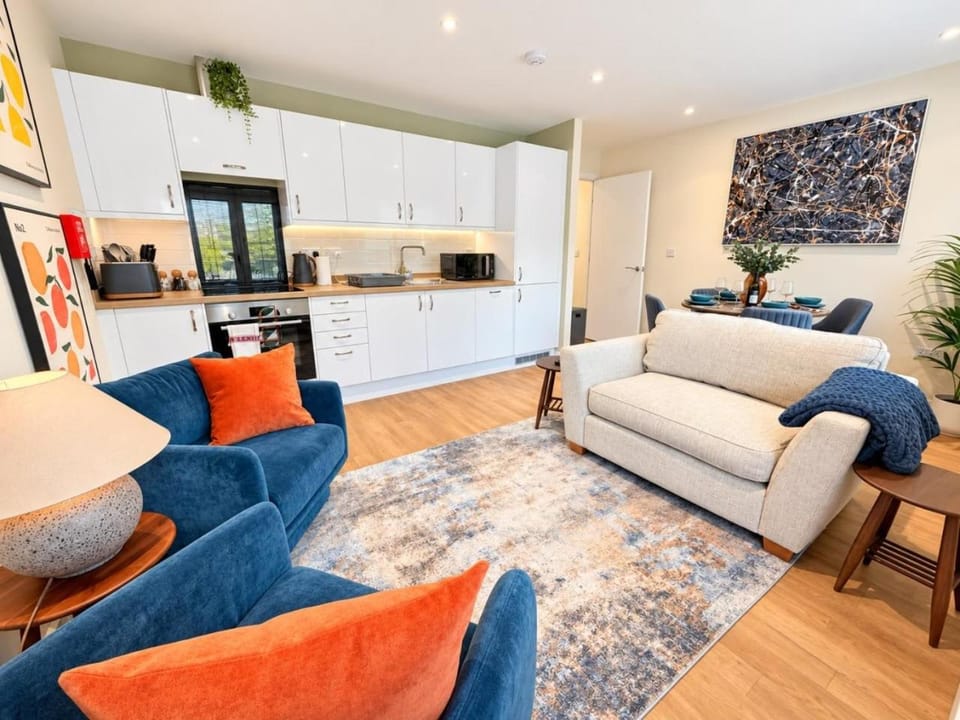 Chic ground floor apt with parking Apartment in Cambridge