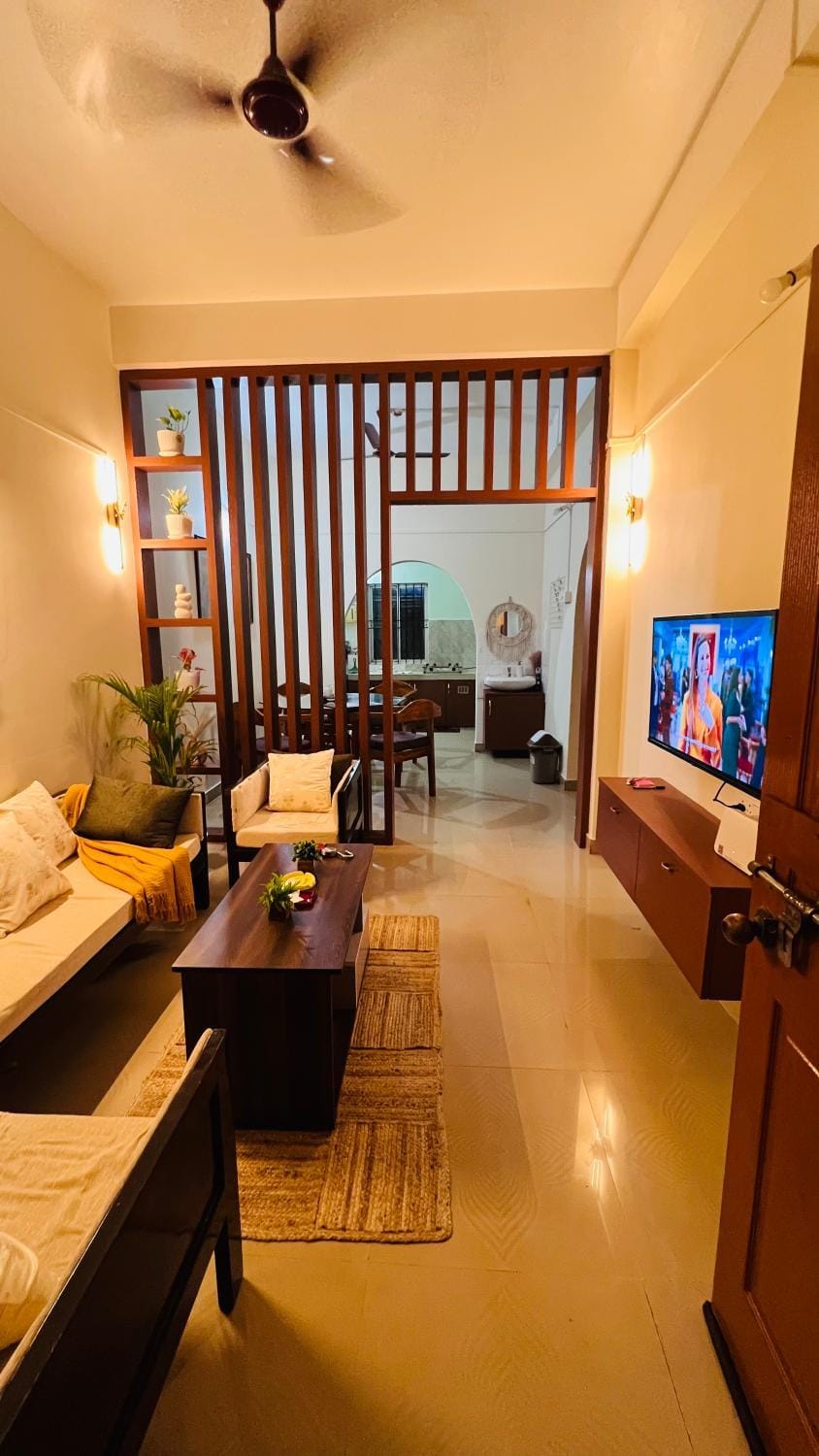Communal lounge/ TV room, Living room, Seating area