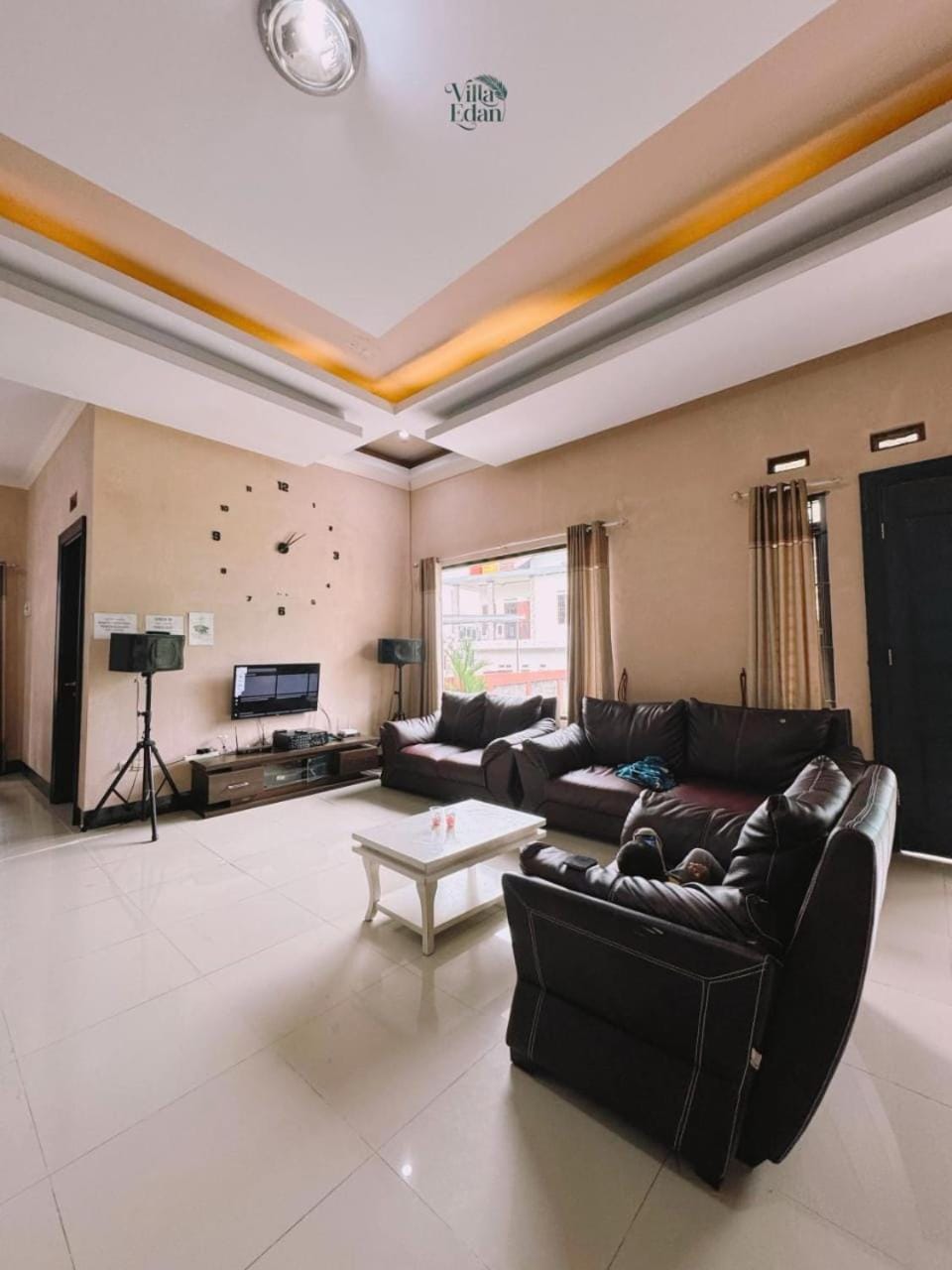 Cozzy Villa HN Villa in Cisarua
