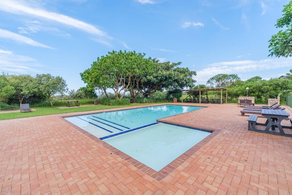 Luxury Apartment at Established Estate Apartment in Dolphin Coast