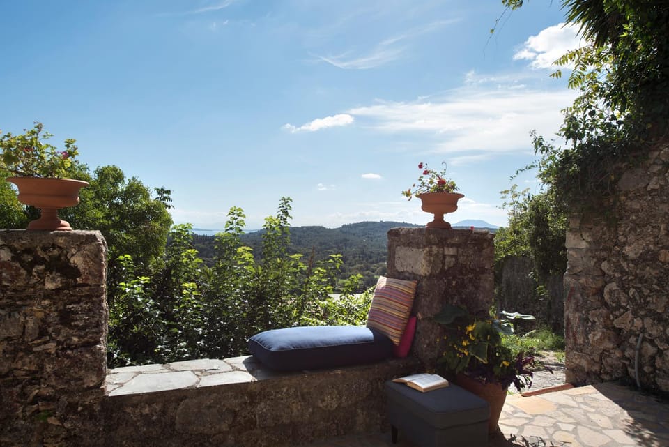 Garden view, Mountain view, Sea view