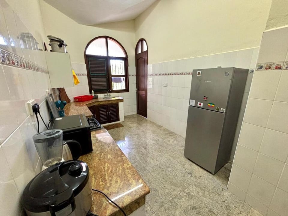 Ken's 1 bedroom Creek View Apartment Apartment in Kilifi, Kenya