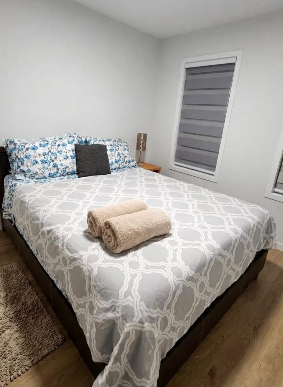 Cute Marmot Entire 4Bedroom House Apartment in Calgary