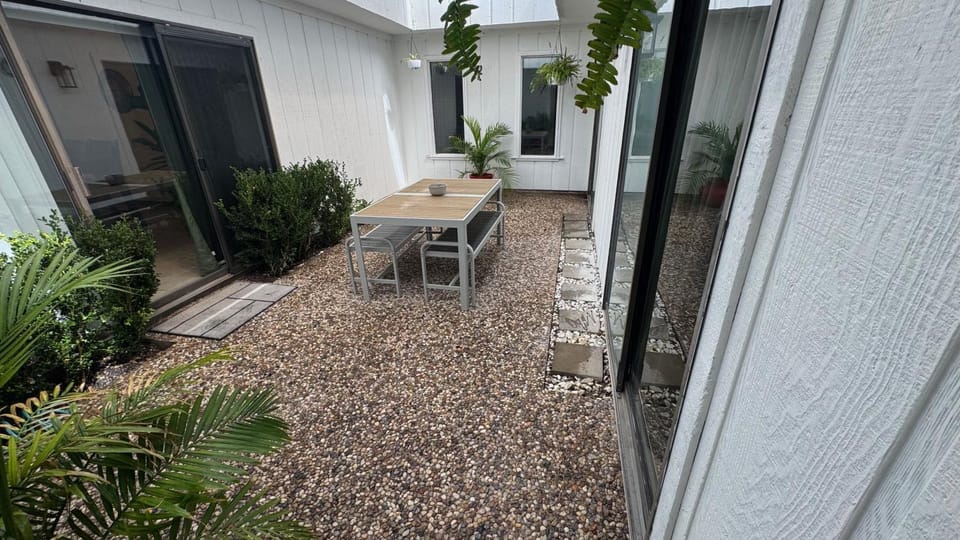 Home While Away, Near Hospitals, Dining and Shopping Villa in McAllen