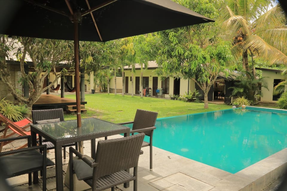 Swimming pool