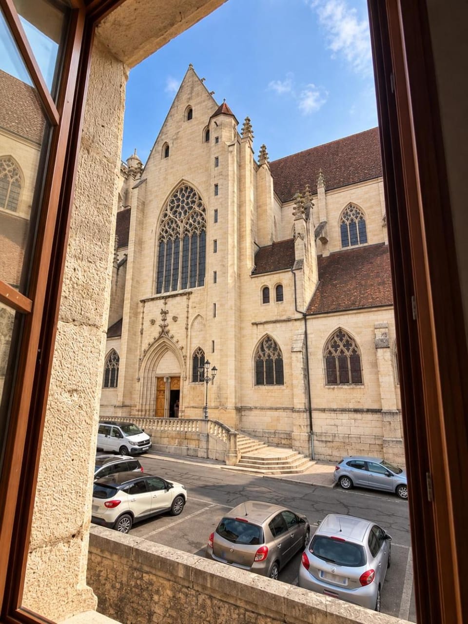 Studio dans le centre de Dole, 2 personnes, canapé convertible Apartment in Dole