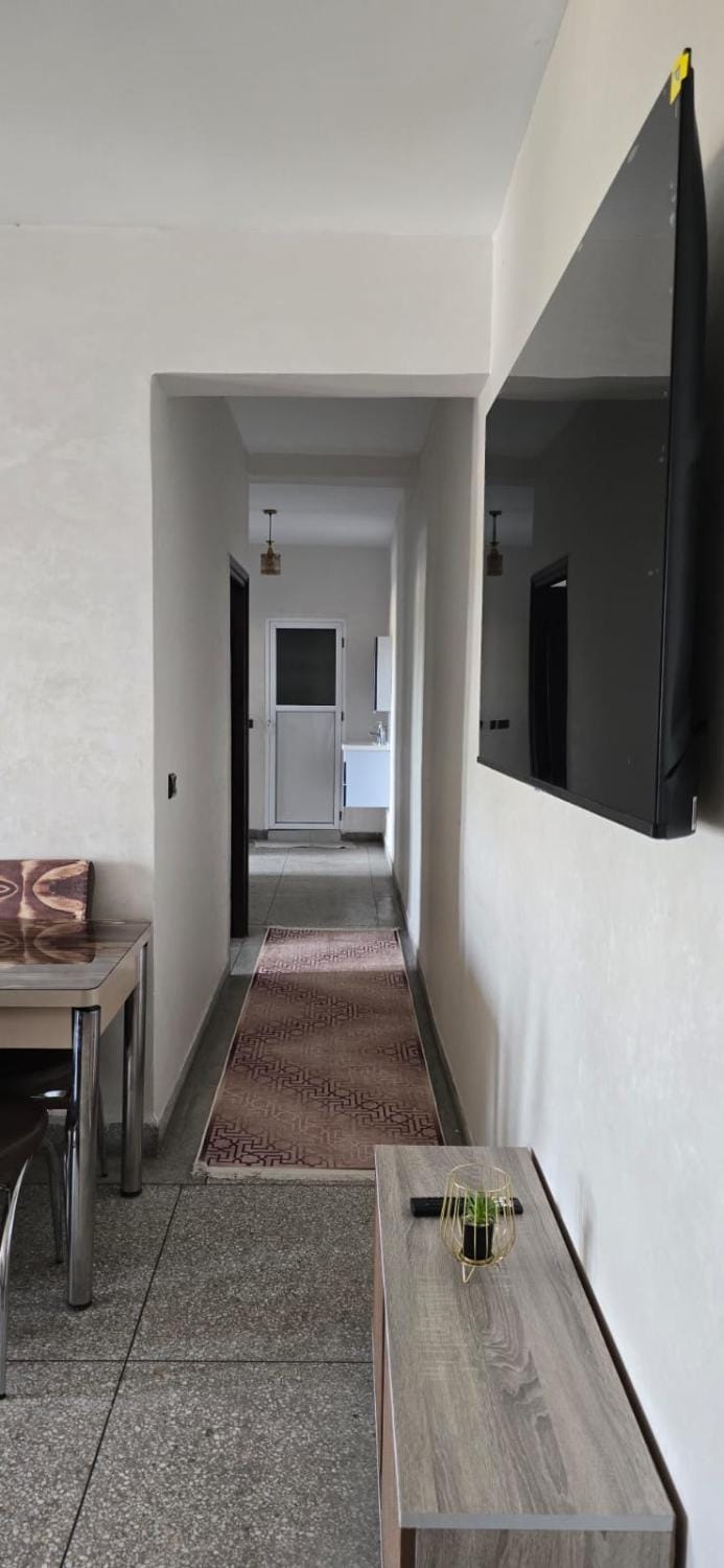 2-Bedroom Flat 100m from Marrakech Airport Apartment in Marrakesh