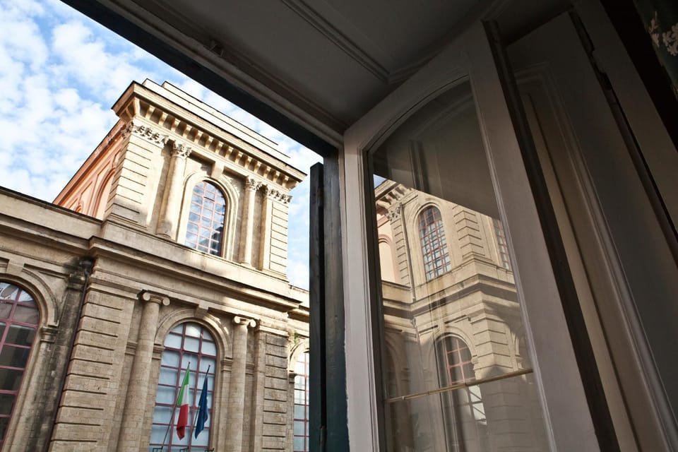 Property building, Nearby landmark, Day, View (from property/room), City view, City view, Landmark view