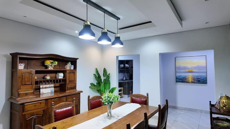 Residence Guest House, Bluff Hill Bed and Breakfast in Harare