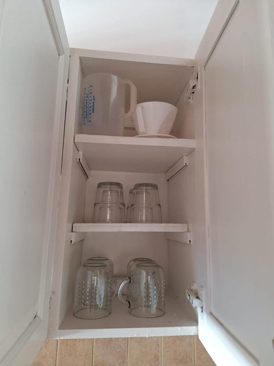 Coffee/tea facilities, Kitchen or kitchenette
