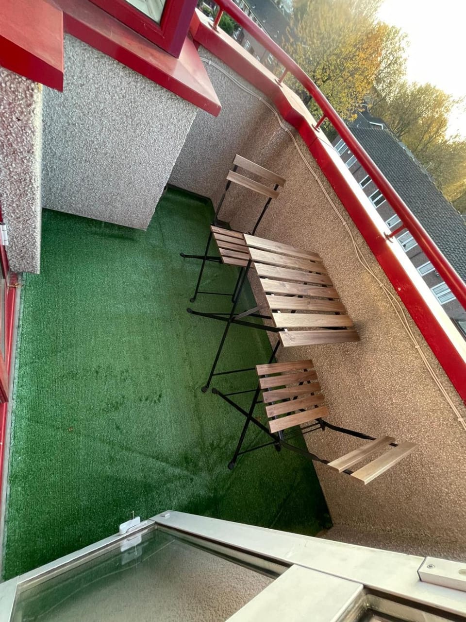 Canary Wharf Mile End Flat 7 Guests Free Parking, Balcony & Lift Apartment in London