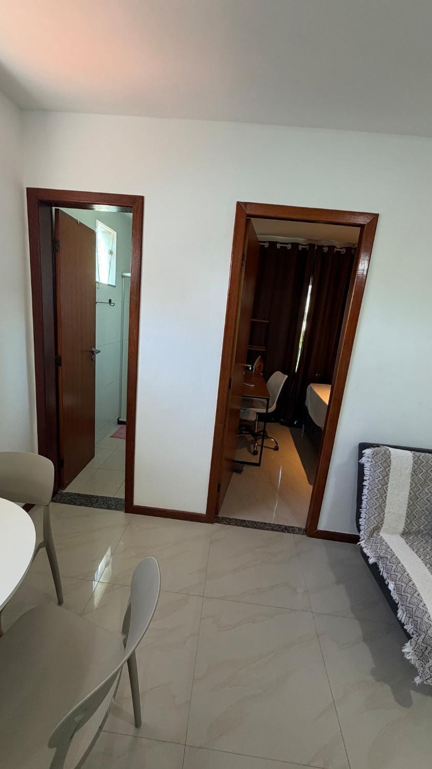 Apto há 400 metros da praia de Ipitanga em Lauro de Freitas Apartment in Lauro de Freitas