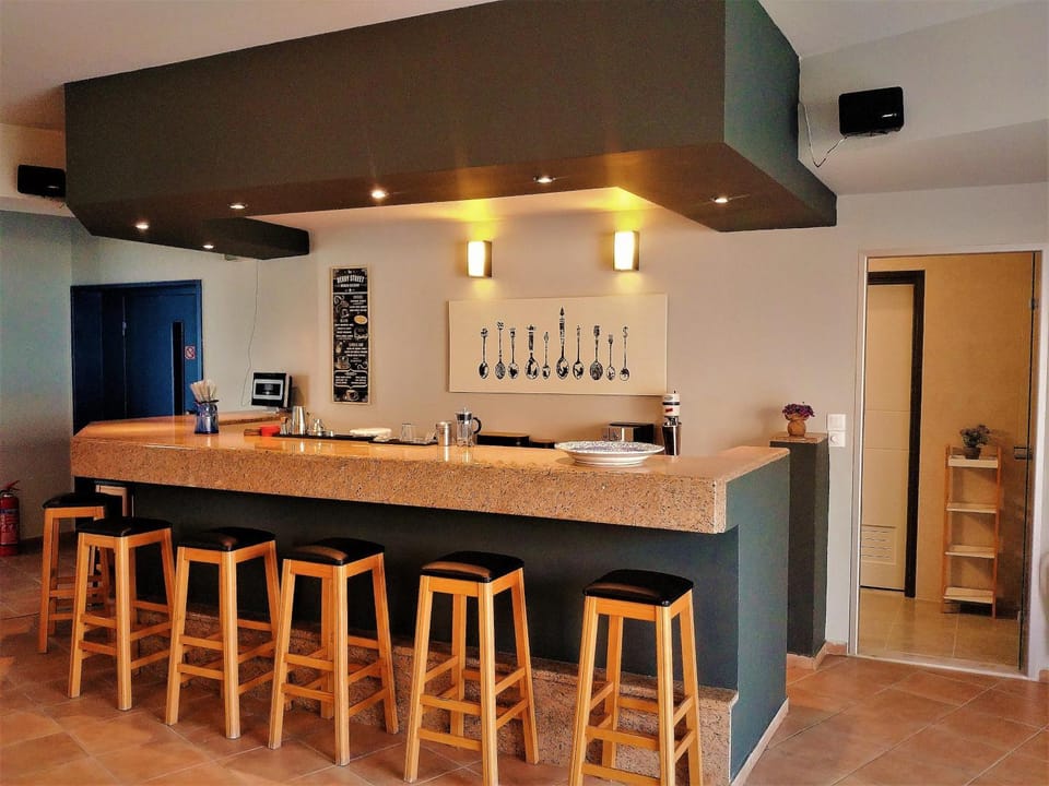 Lobby or reception, Lounge or bar