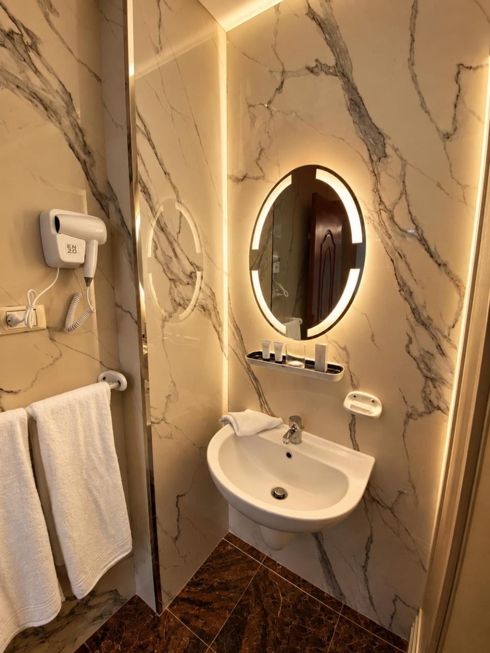 Toilet, Bathroom, heating, towels