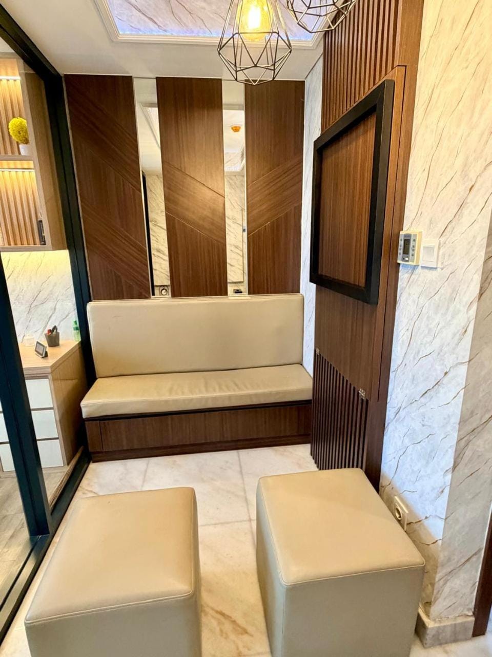 Luxury Escape - The Smith Alam Sutera 1BR 3 pax Apartment in Indonesia