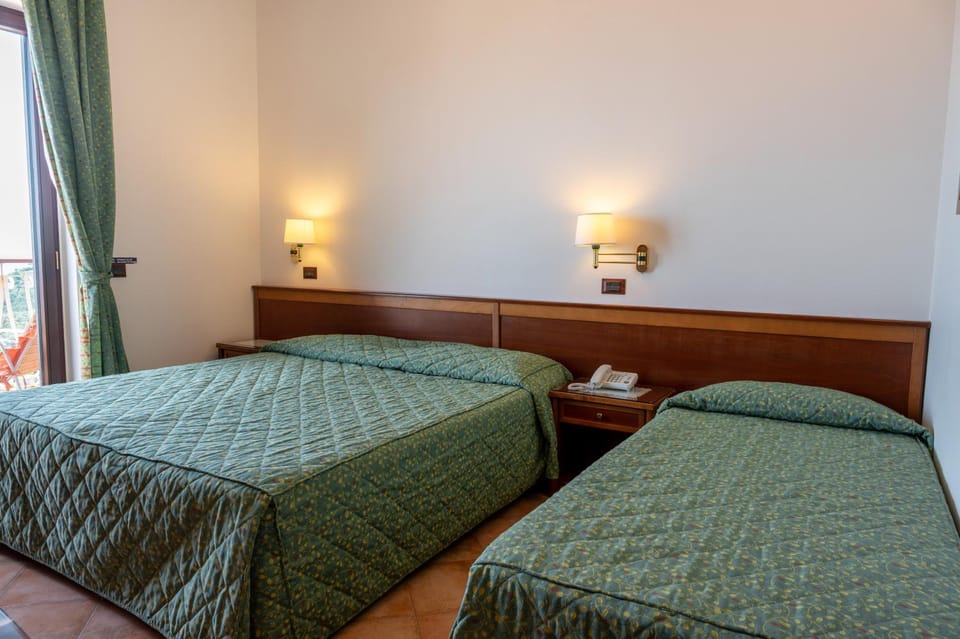 Hotel Montana Hotel in Massa Lubrense