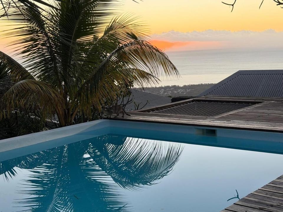 Natural landscape, Sea view, Swimming pool, Swimming pool, Sunset