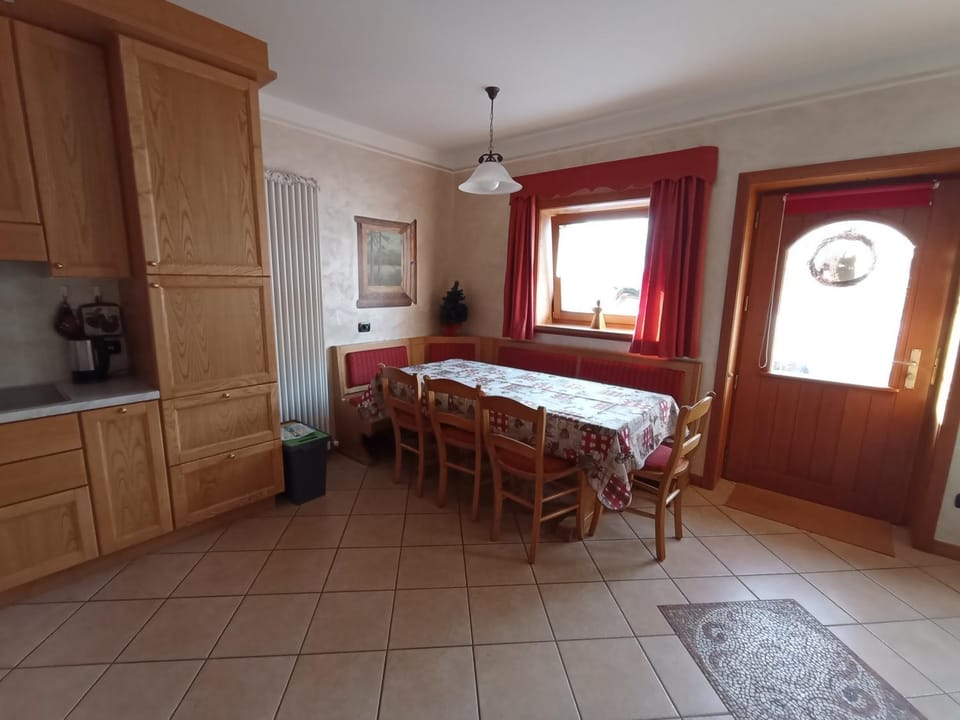 Chalet Claudia Apartment in Canton of Grisons
