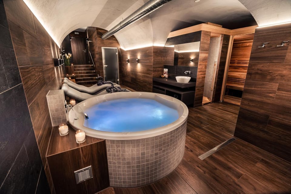 Penzion U Hada Bed and Breakfast in South Moravian Region