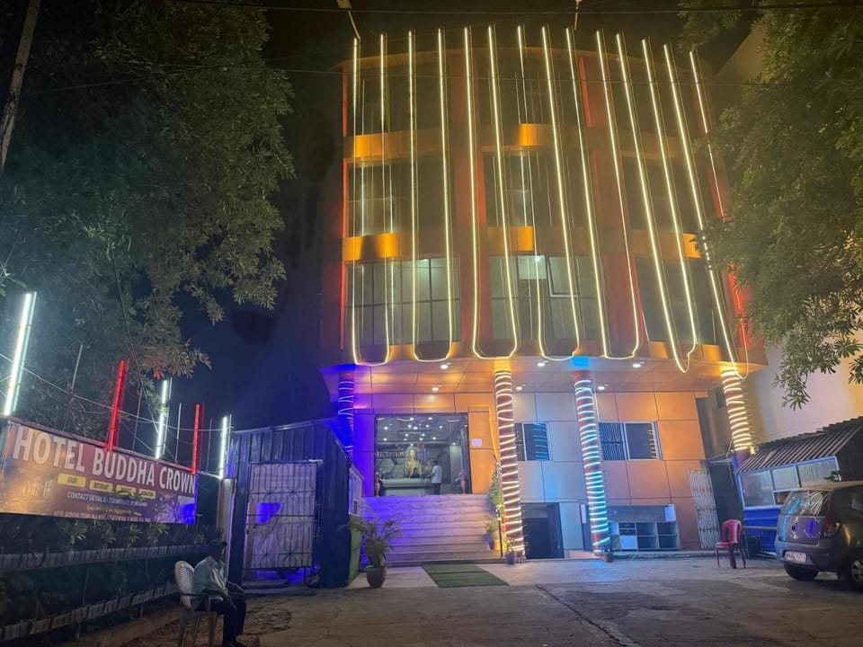 Hotel buddha crown Hotel in India
