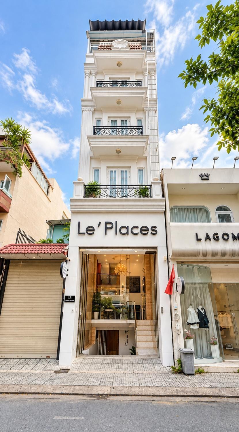 Property building, Facade/entrance, Day, Street view, Location