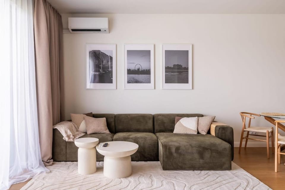 Best Views in Riga, Balcony, Free parking, AC - by Innorental Apartment in Riga