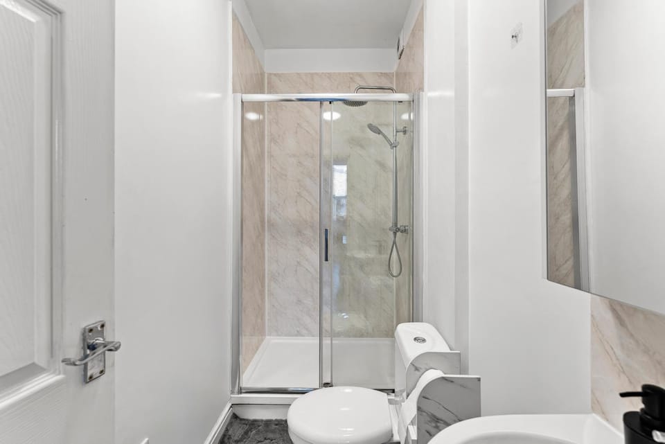 Stylish 1-Bedroom Flat in Leeds with WIFI Apartment in Leeds