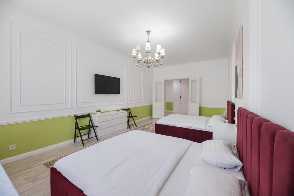 Семейные премиум апартаменты в ЖК 4YOU Apartment in Almaty