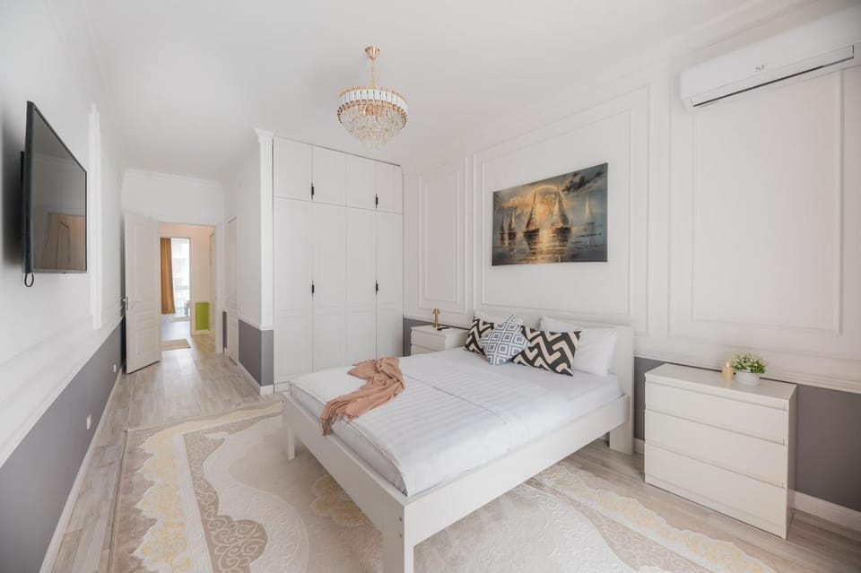 Семейные премиум апартаменты в ЖК 4YOU Apartment in Almaty