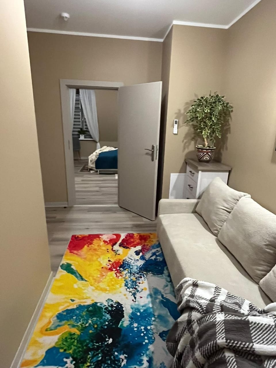 Bed, Living room, Photo of the whole room, Seating area, Bedroom