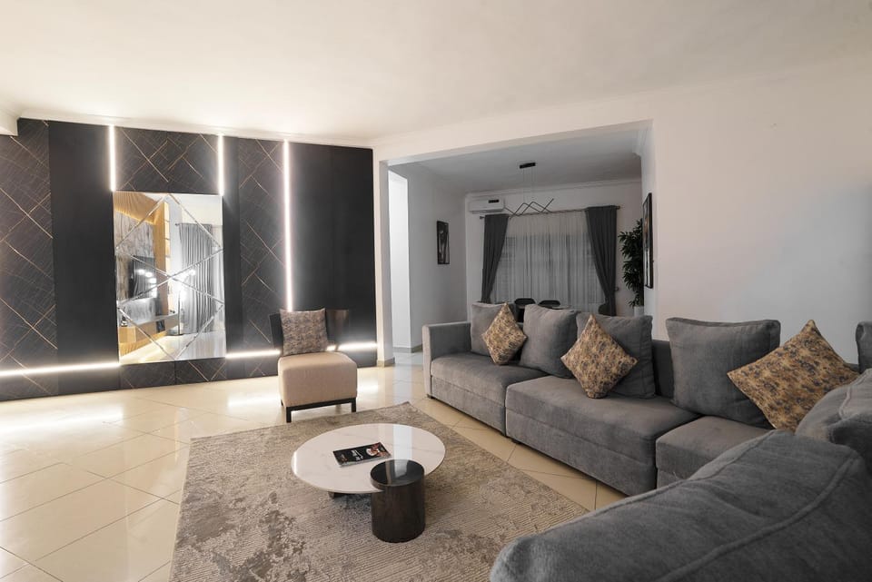 Jamari Residences, Restaurant & Lounge Apartment in Lagos, Nigeria