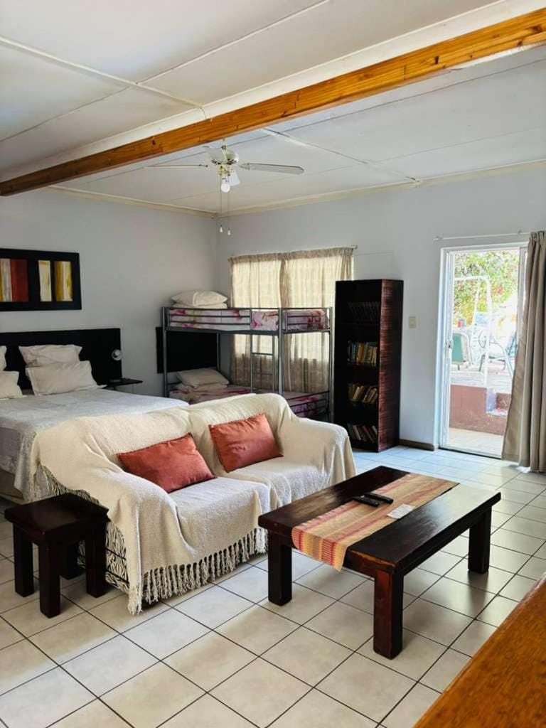 Windhoek Guesthouse Bed and Breakfast in Windhoek
