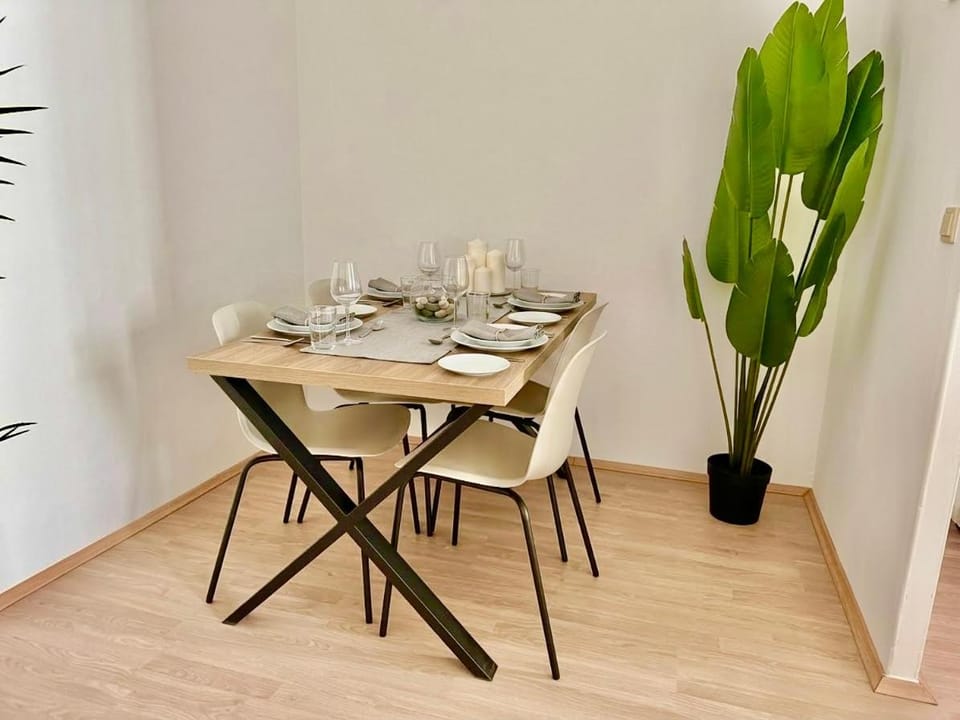 Central Apartment near Metro & Center Apartment in Vienna