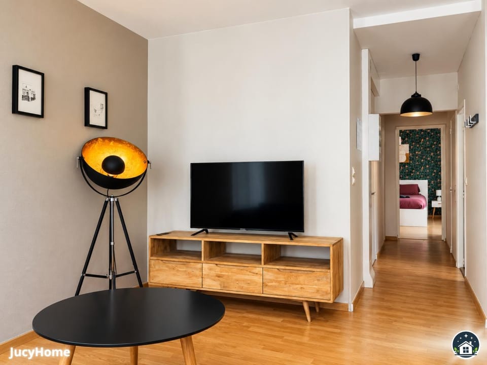 Communal lounge/ TV room, TV and multimedia