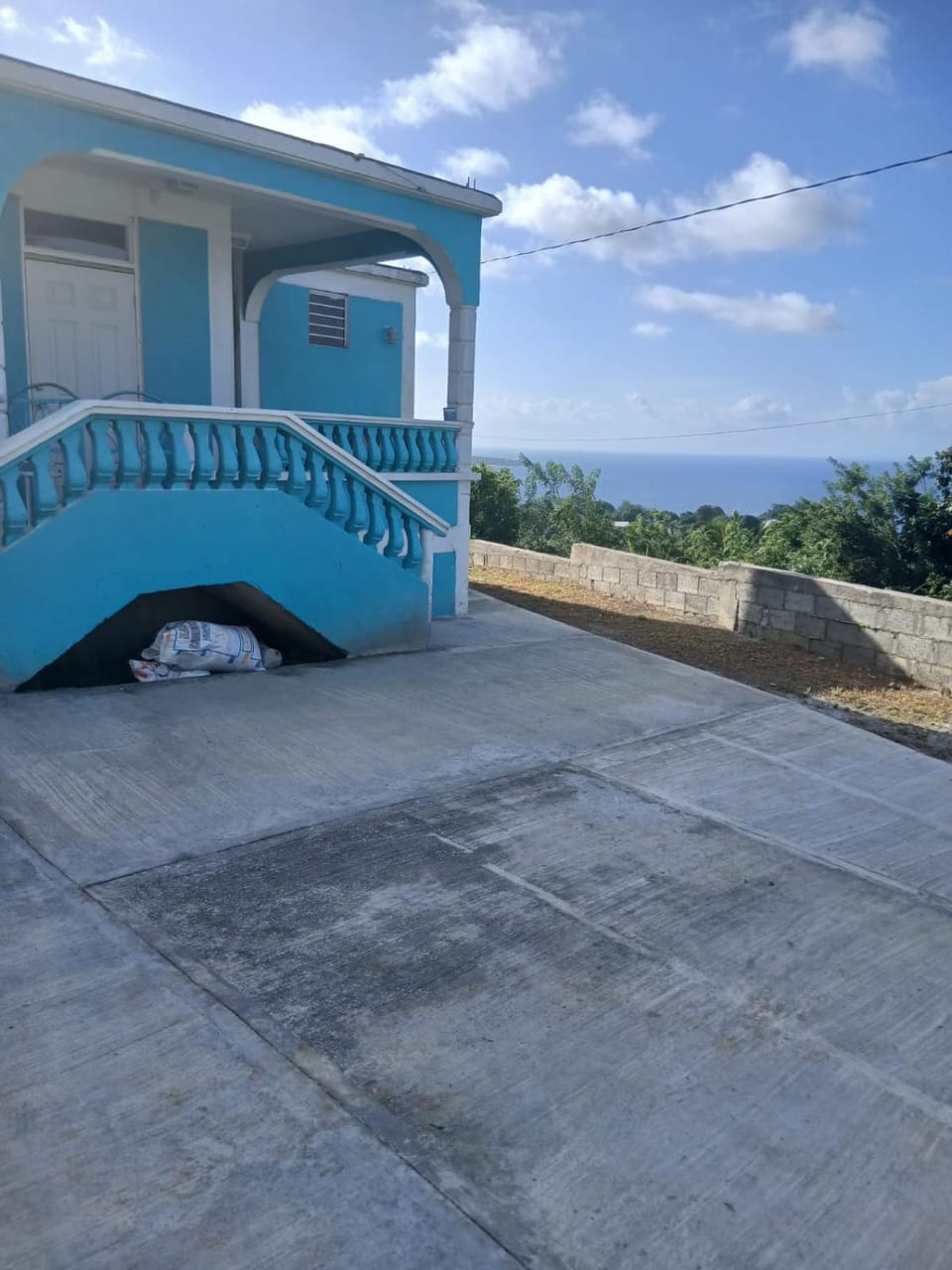 Property building, Day, Balcony/Terrace, Sea view