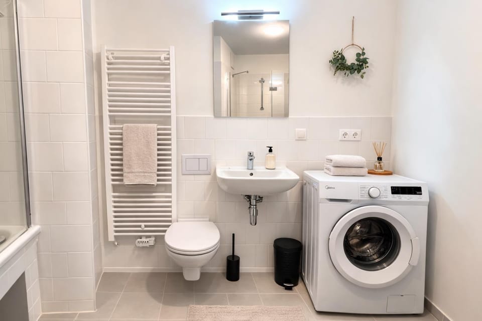 Modern Stylish Apartment with Balcony & Free Parking Apartment in Vienna