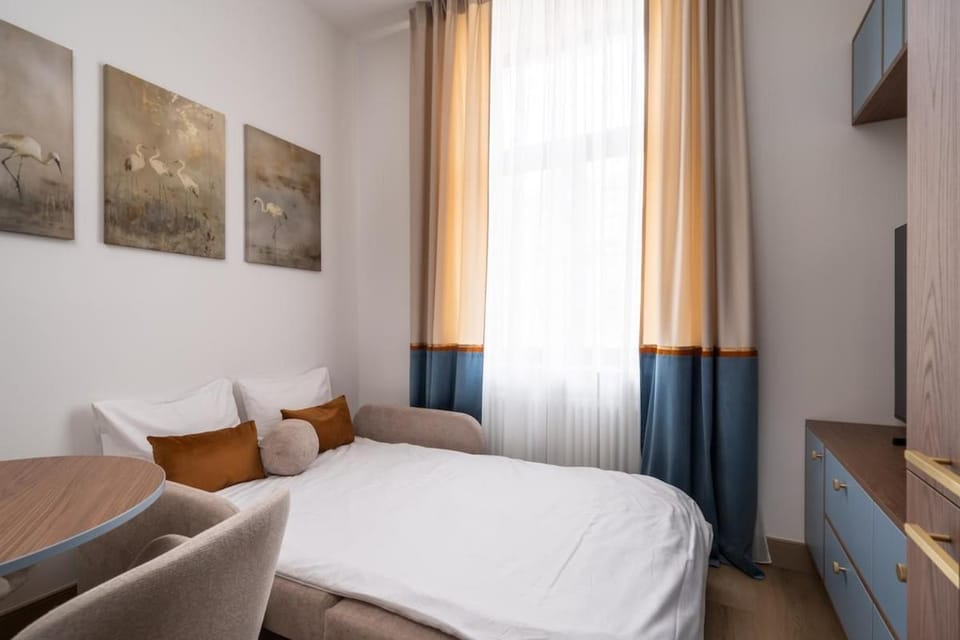 Premium Apartment, Fast Wi-Fi, Heart of Riga - by Innorental Apartment in Riga