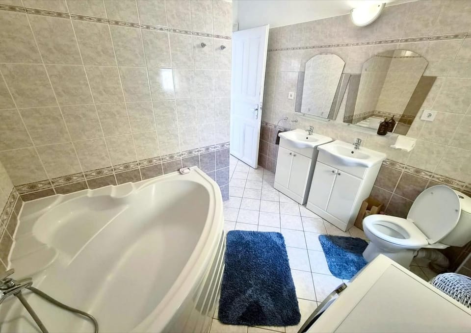 Apartment 6, City Center Apartment in Czechia
