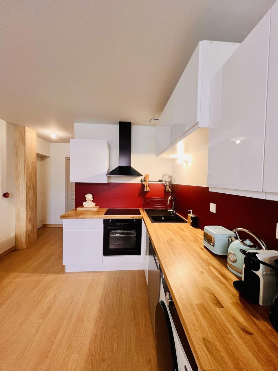 Le Boivin, Appartement Rénové & design, Gare à 100m, 4 pers max Apartment in Grand Est